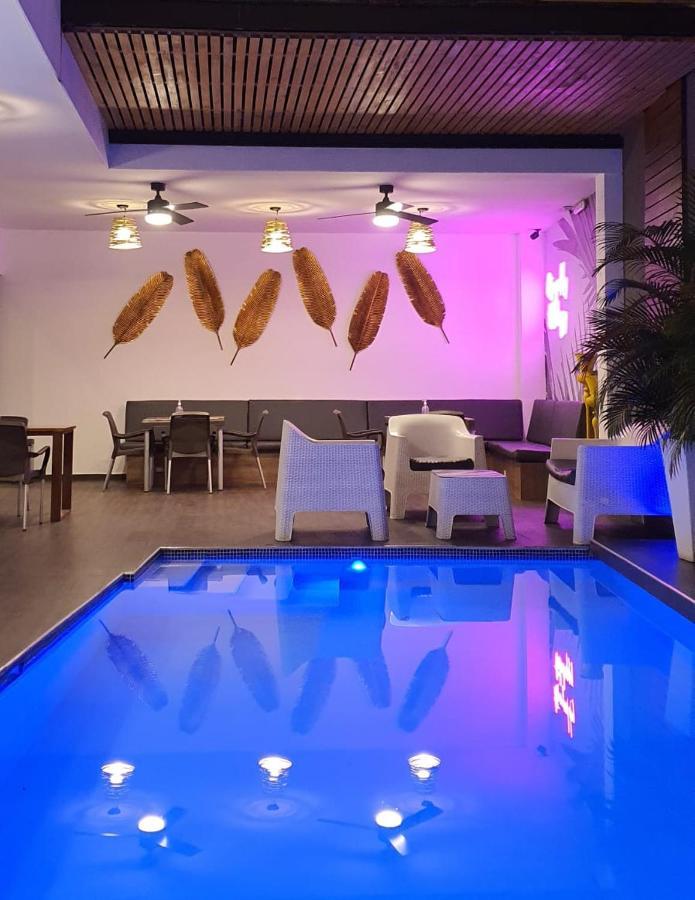Remfort Hotel 圣安娜 外观 照片